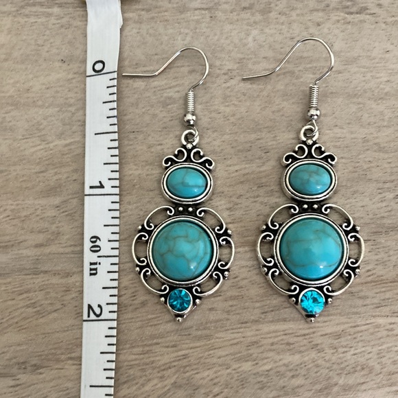Vintage Boho Drop Dangle Earrings Ancient Silvery Style With Turquoise Stone - Picture 6 of 11